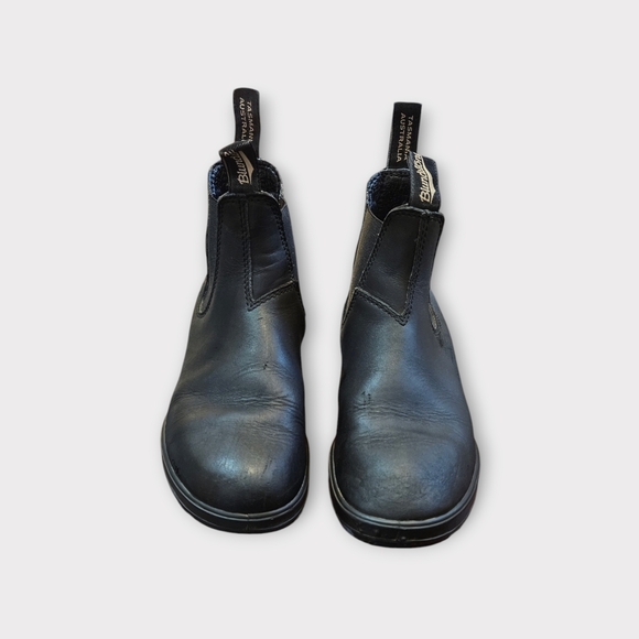 Blundstone Black Leather Chelsea Boots - Picture 2 of 10